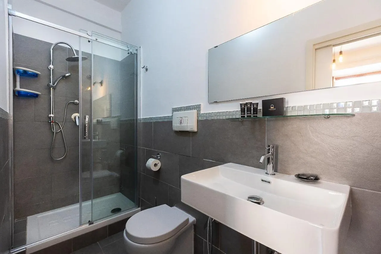 Lovely New Home Via Genova روما شقة